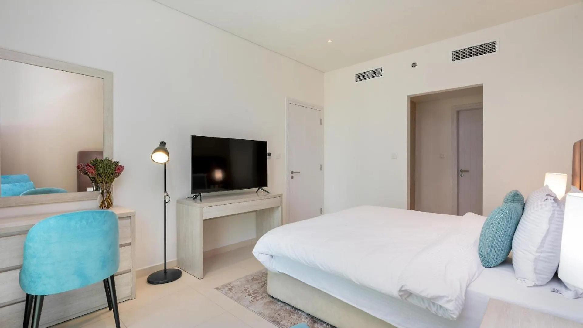 Palm Jumeirah - 1Br - Private Beach - Cityapartmentstay Dubai