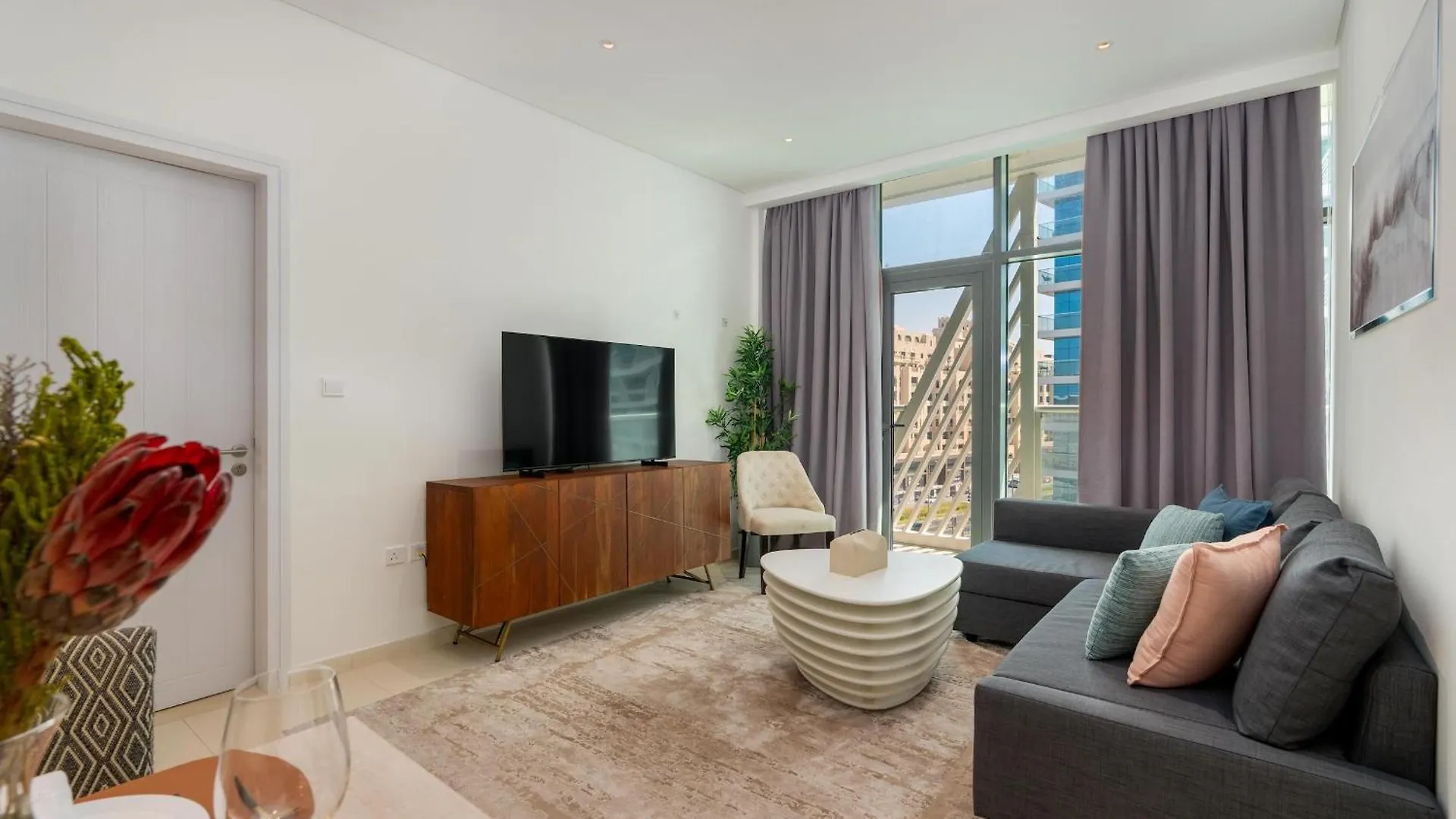 Palm Jumeirah - 1Br - Private Beach - Cityapartmentstay Dubai Apartment
